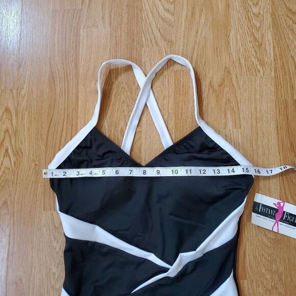 InstantFigure Compression Two-tone One-piece - NEW - Picture 12 of 15